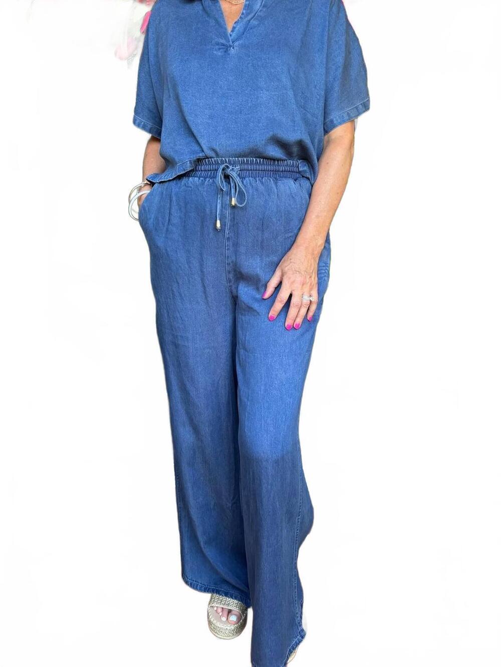 NEW ALLIE ROSE washed chambray denim wide leg pant in blue